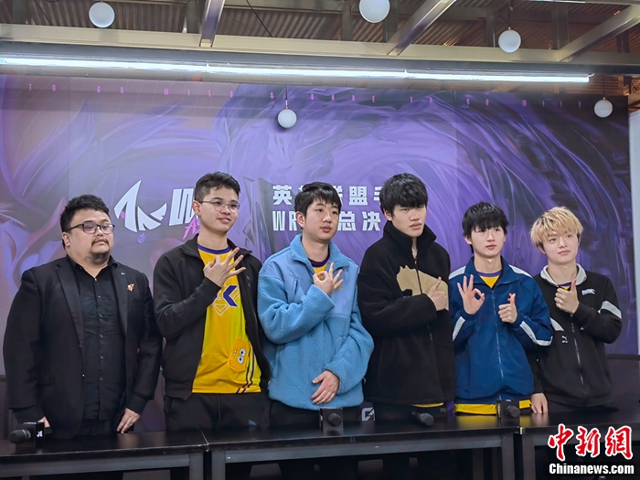 少年老成从容破局：好心态助KBG实现三冠王卫冕