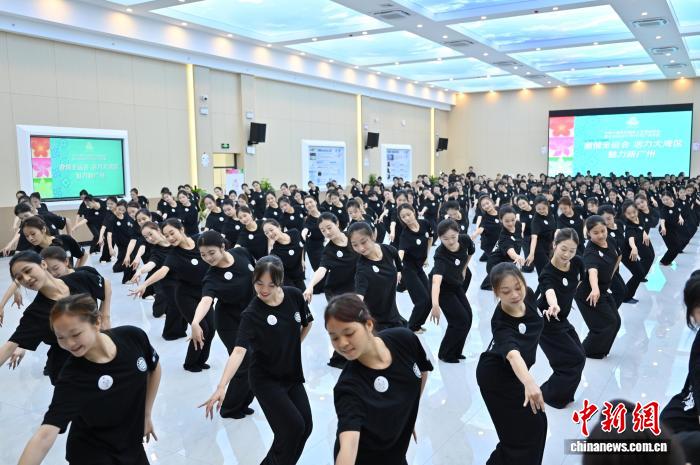 开幕式演出执行总监张玮琳称整体排练进度符合