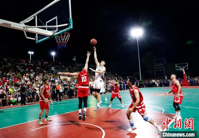 江西南康村BA激情开赛：小球赋能乡村振兴的产业