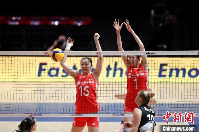 中国女排首战告捷 3-0力克比利时展现新生代实力