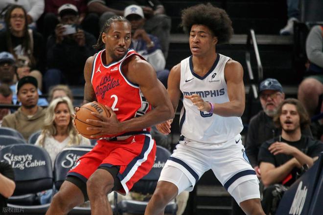 快船力克尼克斯 伦纳德29分助球队登顶西部第八