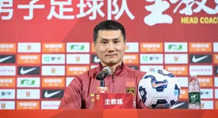 国足新帅启用U23新星备战热身赛