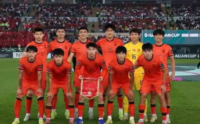 国足新帅启用U23新星备战热身赛