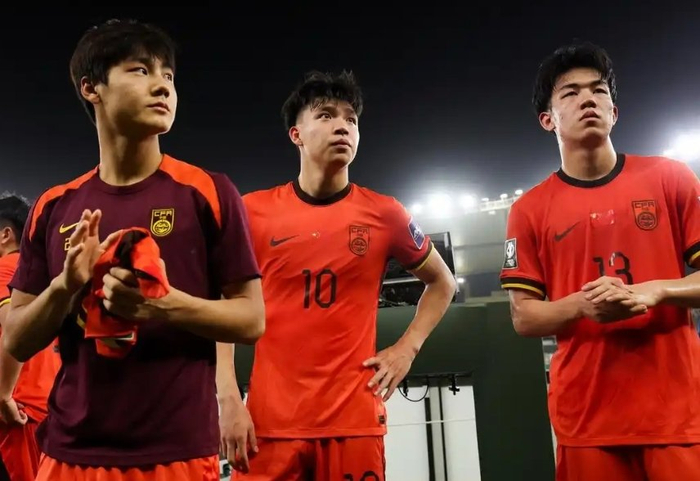 国足新帅启用U23新星备战热身赛