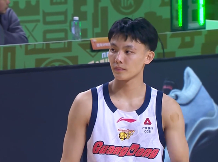 广东男篮迎战北京首钢 内线短板成关键对决